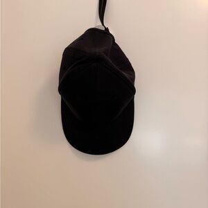 Lululemon Athletica Black Performance Cap